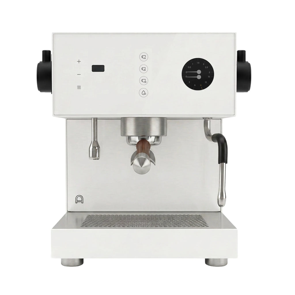 Arkel Coast Coffee Machine in white, front view